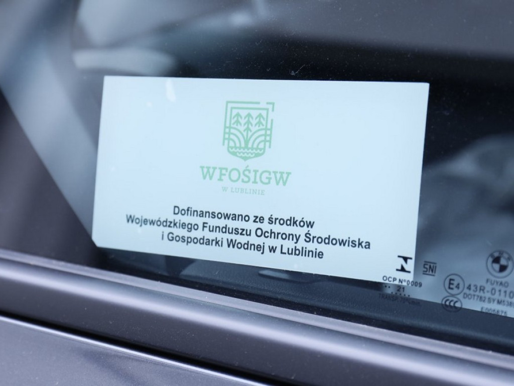 Nowe nieoznakowane radiowozy (ZDJĘCIA)