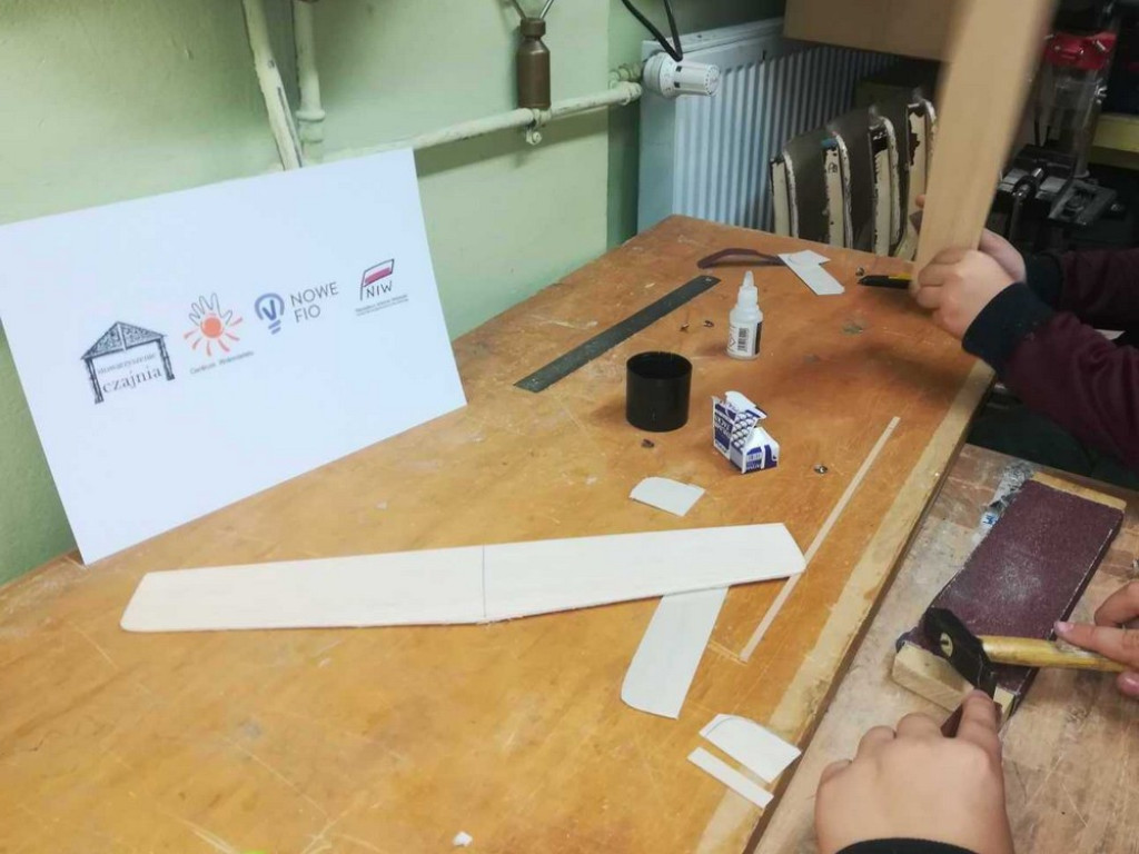 Hrubieszów: Młodzi modelarze na start - Akademia Modelarstwa Lotniczego i Kosmicznego (ZDJĘCIA)