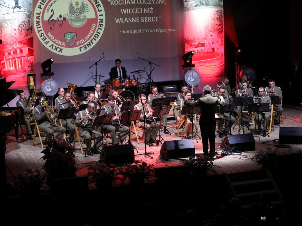 Koncert inauguracyjny XXV Festiwalu Pieśni Patriotycznej i Religijnej Wojska Polskiego (ZDJĘCIA)