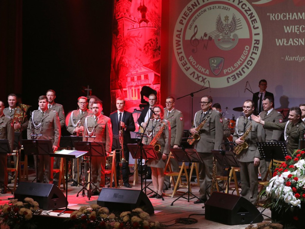 Koncert inauguracyjny XXV Festiwalu Pieśni Patriotycznej i Religijnej Wojska Polskiego (ZDJĘCIA)