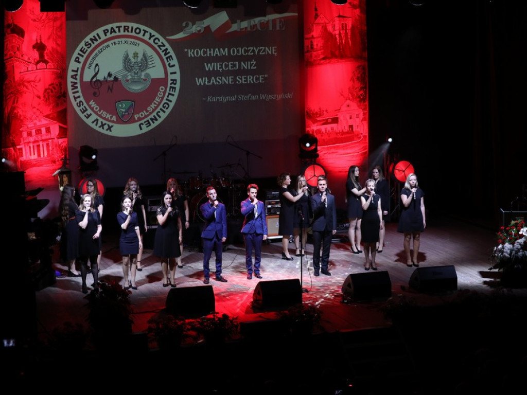Koncert inauguracyjny XXV Festiwalu Pieśni Patriotycznej i Religijnej Wojska Polskiego (ZDJĘCIA)