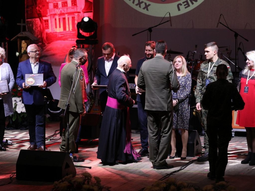 Koncert inauguracyjny XXV Festiwalu Pieśni Patriotycznej i Religijnej Wojska Polskiego (ZDJĘCIA)