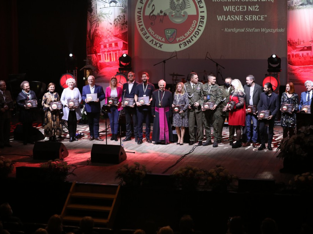 Koncert inauguracyjny XXV Festiwalu Pieśni Patriotycznej i Religijnej Wojska Polskiego (ZDJĘCIA)