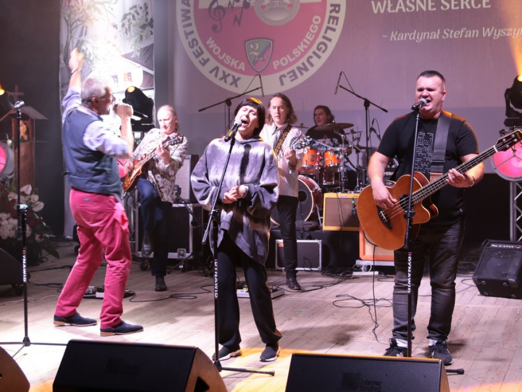 Koncert inauguracyjny XXV Festiwalu Pieśni Patriotycznej i Religijnej Wojska Polskiego (ZDJĘCIA)