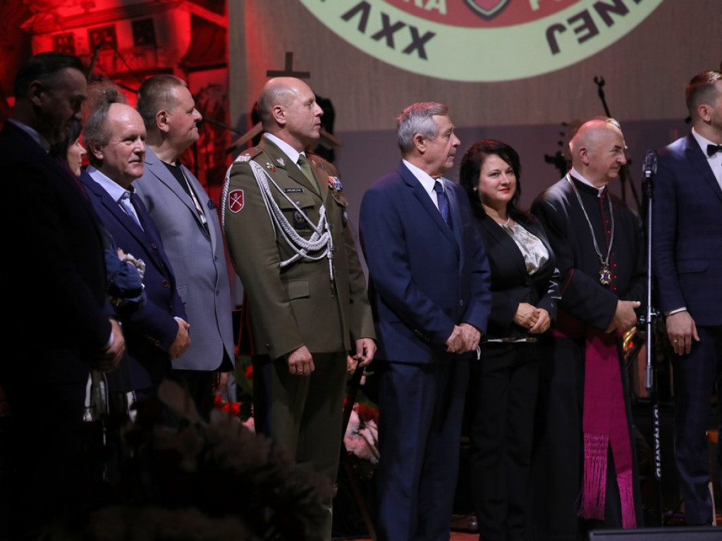 Koncert galowy XXV Festiwalu Pieśni Patriotycznej i Religijnej Wojska Polskiego (ZDJĘCIA)