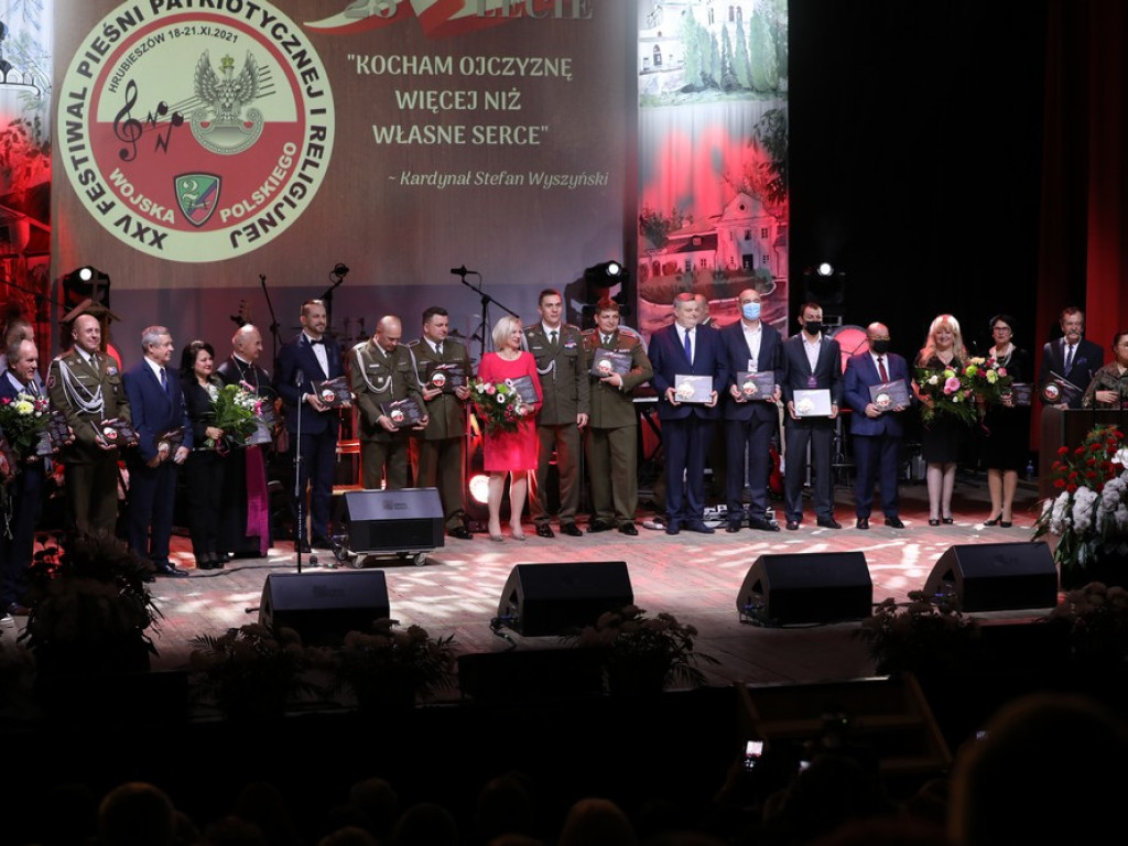 Koncert galowy XXV Festiwalu Pieśni Patriotycznej i Religijnej Wojska Polskiego (ZDJĘCIA)