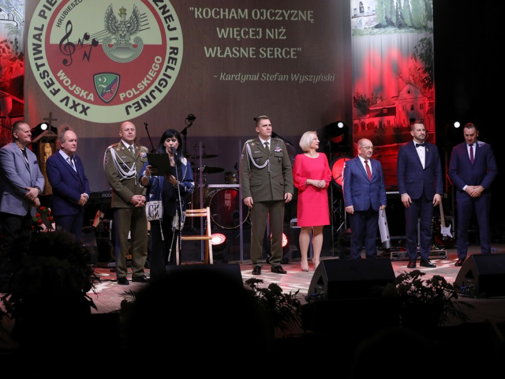 Koncert galowy XXV Festiwalu Pieśni Patriotycznej i Religijnej Wojska Polskiego (ZDJĘCIA)