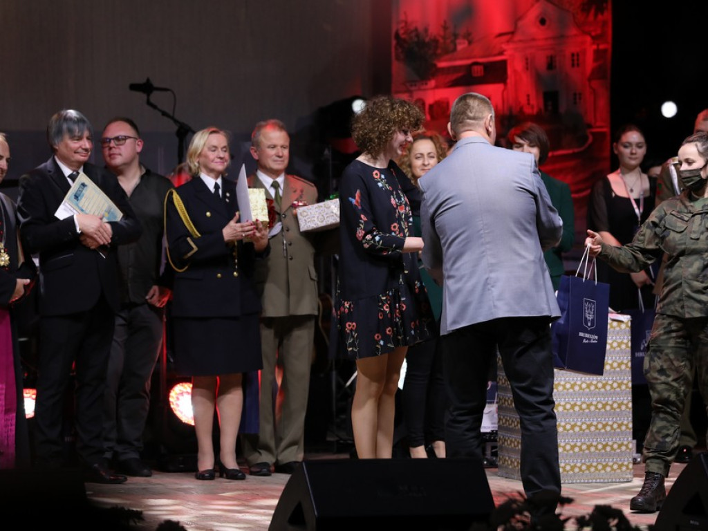 Koncert galowy XXV Festiwalu Pieśni Patriotycznej i Religijnej Wojska Polskiego (ZDJĘCIA)