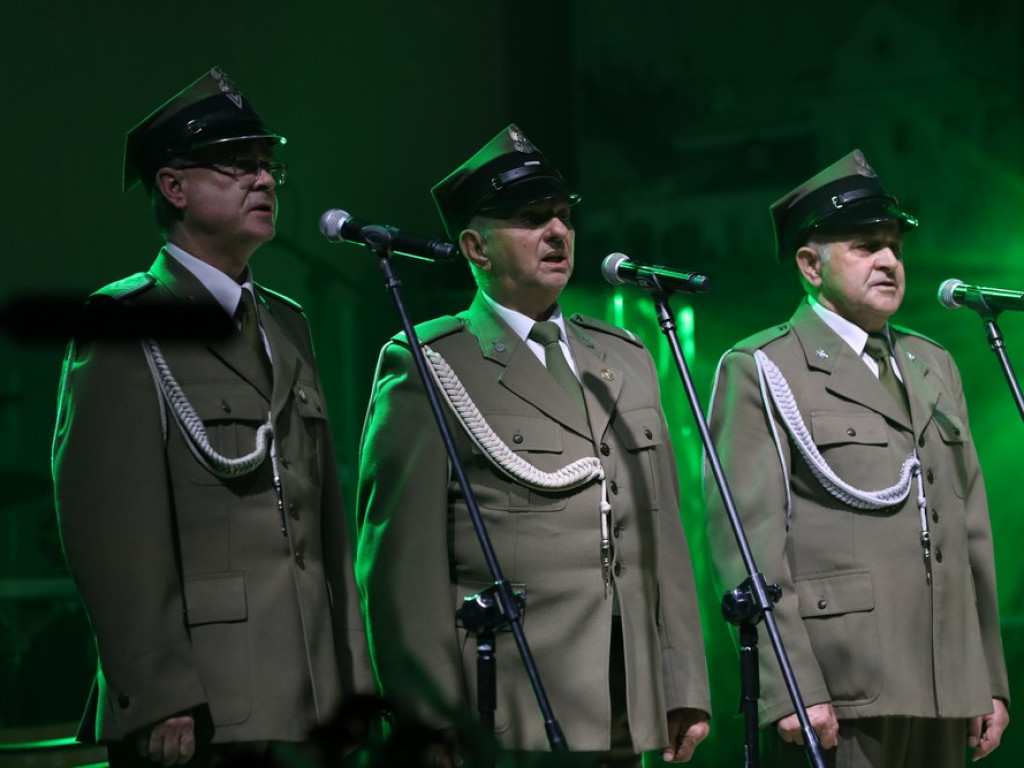 Koncert galowy XXV Festiwalu Pieśni Patriotycznej i Religijnej Wojska Polskiego (ZDJĘCIA)