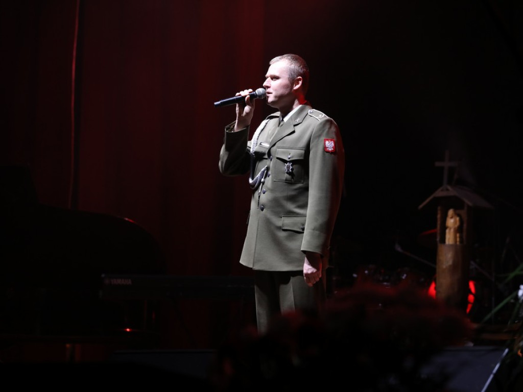 Koncert galowy XXV Festiwalu Pieśni Patriotycznej i Religijnej Wojska Polskiego (ZDJĘCIA)