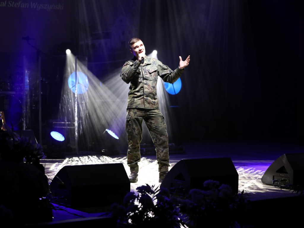 Koncert galowy XXV Festiwalu Pieśni Patriotycznej i Religijnej Wojska Polskiego (ZDJĘCIA)