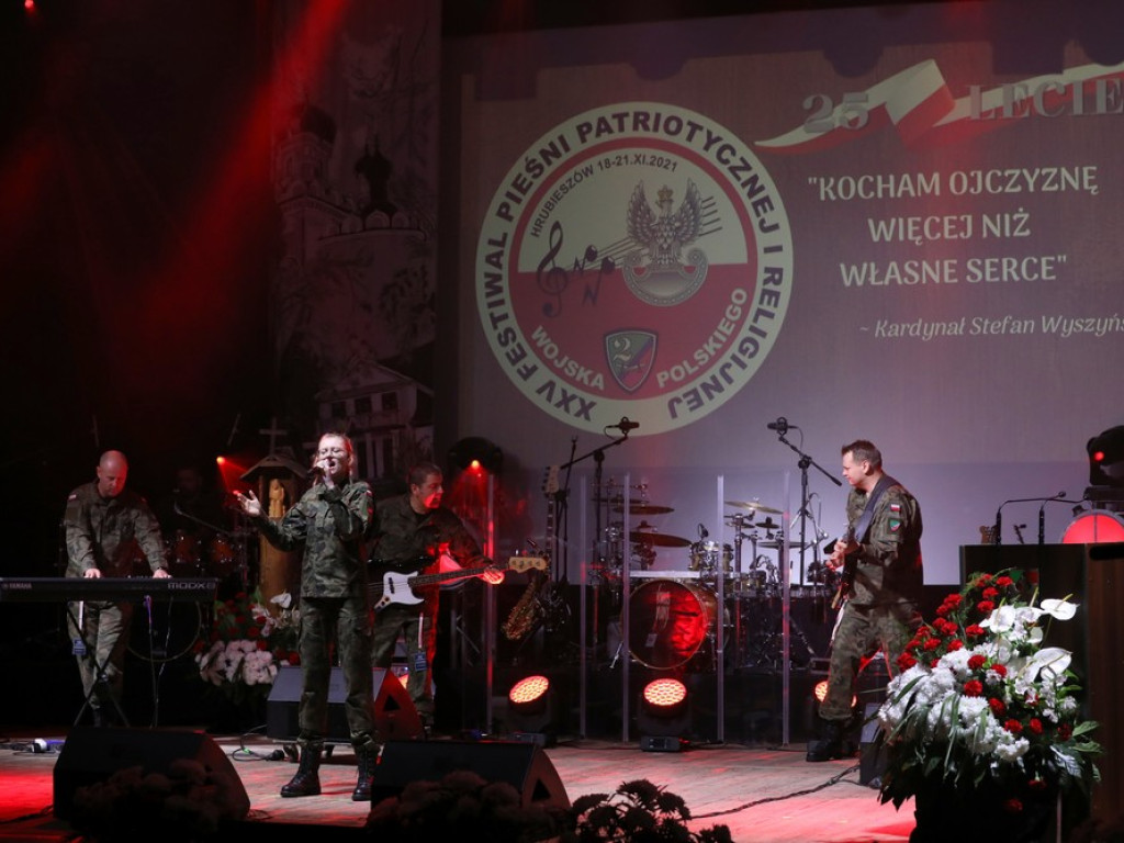 Koncert galowy XXV Festiwalu Pieśni Patriotycznej i Religijnej Wojska Polskiego (ZDJĘCIA)
