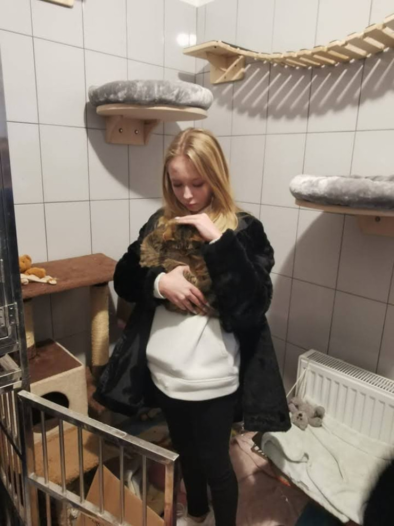 Pełna miska dla schroniska od hrubieszowskiej Dwójki (ZDJĘCIA)