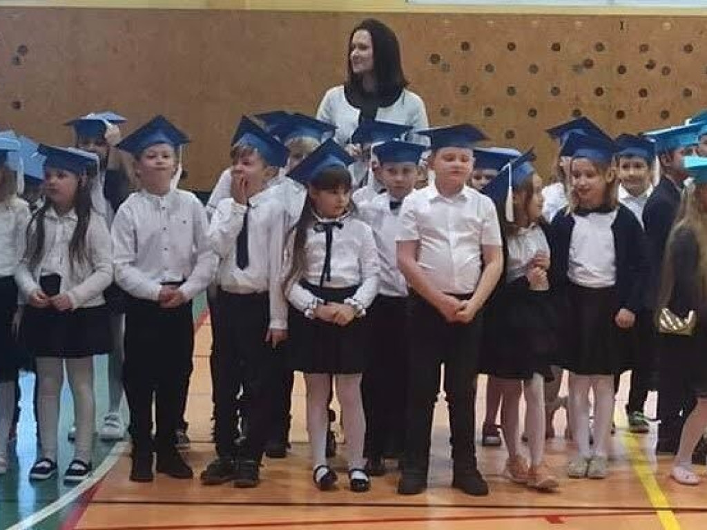 Ślubowanie klas I i II w hrubieszowskiej Dwójce (ZDJĘCIA)
