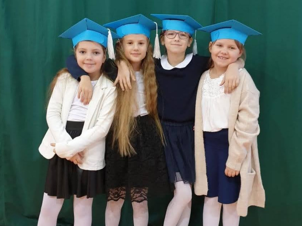 Ślubowanie klas I i II w hrubieszowskiej Dwójce (ZDJĘCIA)