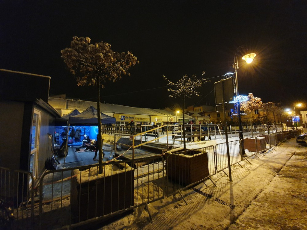 Hrubieszów: Lodowisko otwarte! (ZDJĘCIA, WIDEO)