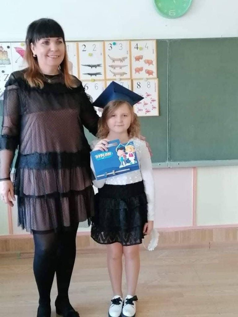 Ślubowanie klas I i II w hrubieszowskiej Dwójce (ZDJĘCIA)