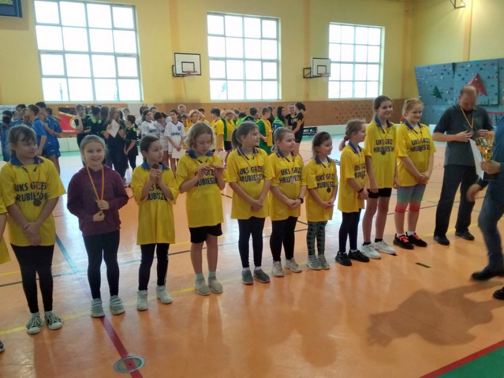Dwójka, Trójka i Kościuszko mistrzami województwa w unihokeju! (ZDJĘCIA)