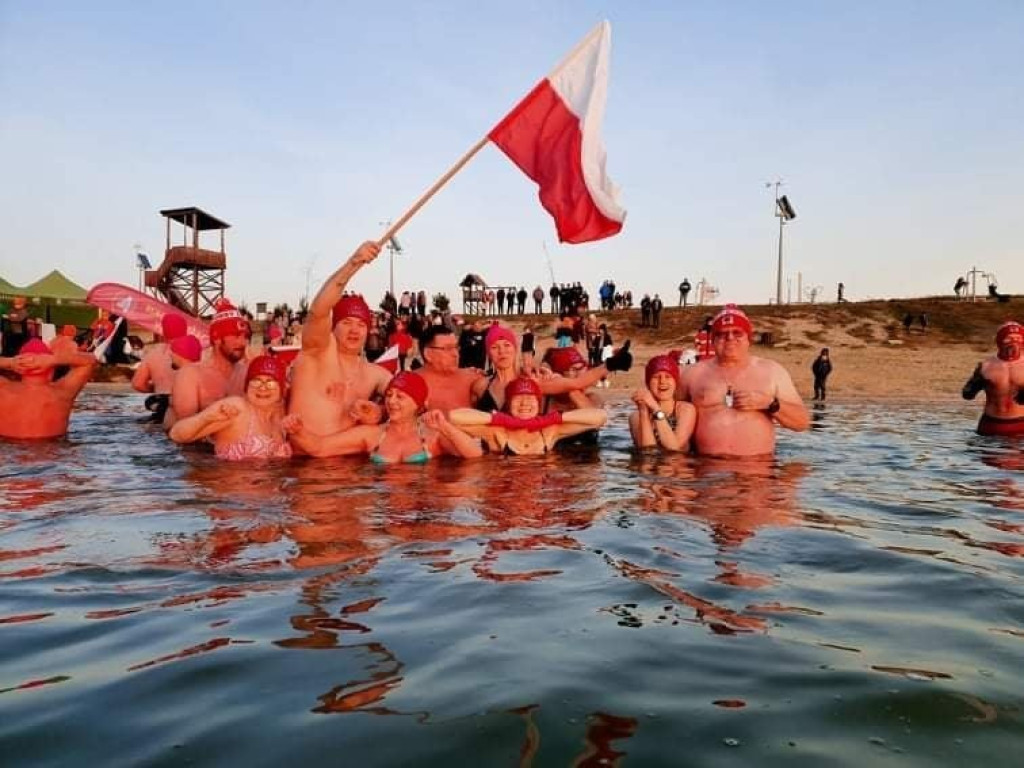 Hrubieszowskie Morsy rozpoczęły sezon i zapraszają! (ZDJĘCIA)