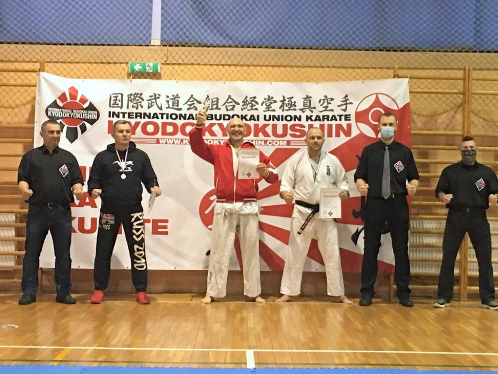 Młodzi zawodnicy UKS Sportów Walki Werbkowice na zawodach w Wiśniowej Górze (ZDJĘCIA)