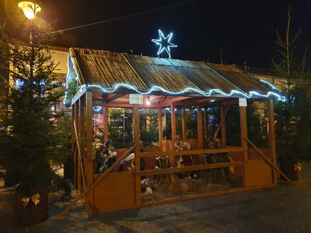Hrubieszów: Szopka na Rynku (ZDJĘCIA)