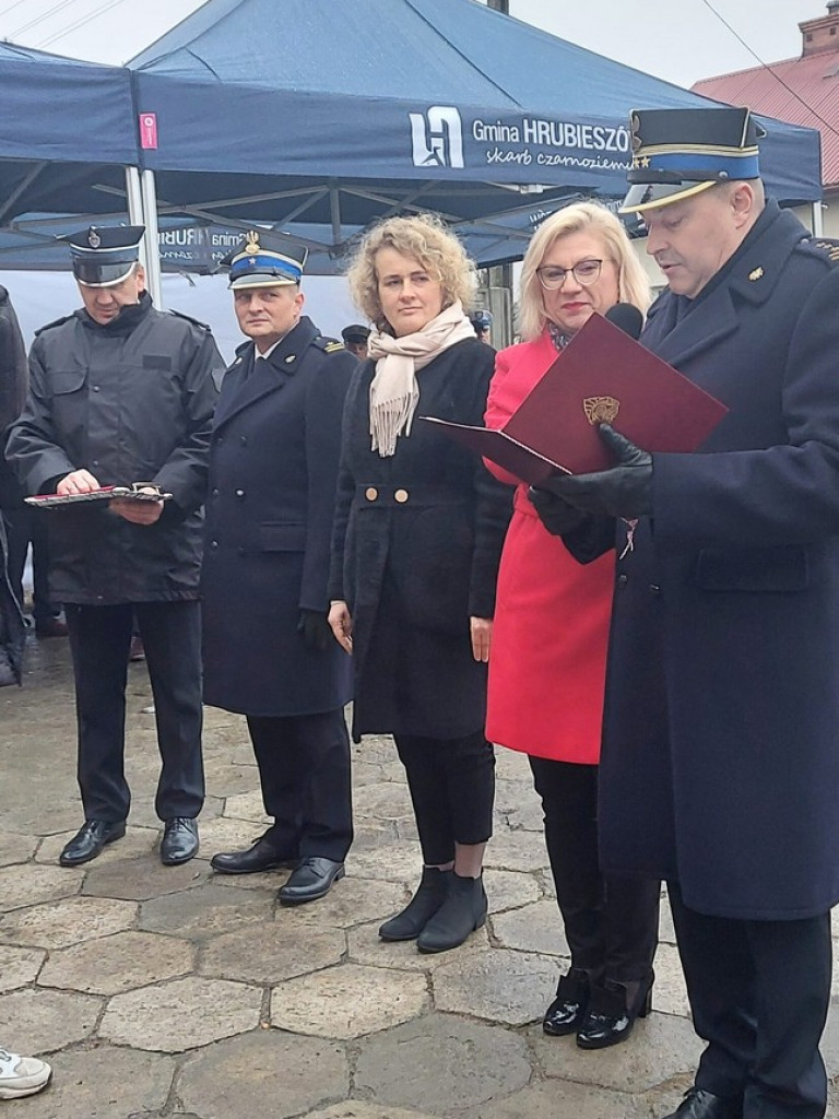 Strażacy z Teptiukowa mają nowy samochód ratowniczo-gaśniczy (ZDJĘCIA)