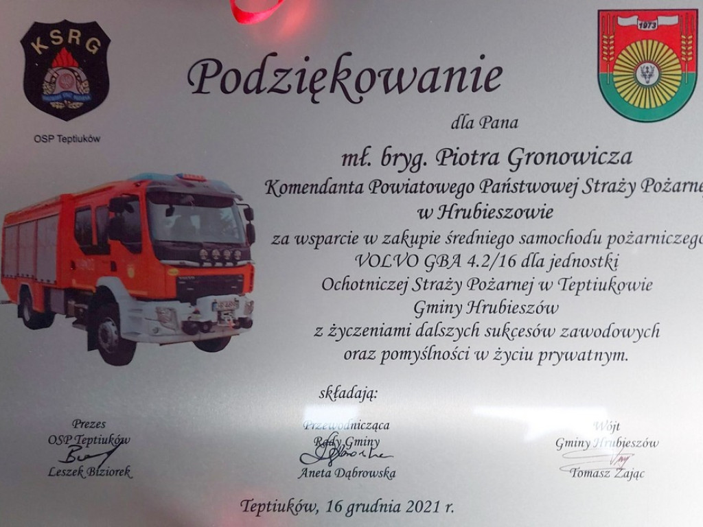 Strażacy z Teptiukowa mają nowy samochód ratowniczo-gaśniczy (ZDJĘCIA)