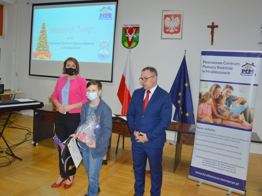 Hrubieszów: Konkurs na plakat promujący rodzicielstwo zastępcze rozstrzygnięty! (ZDJĘCIA)
