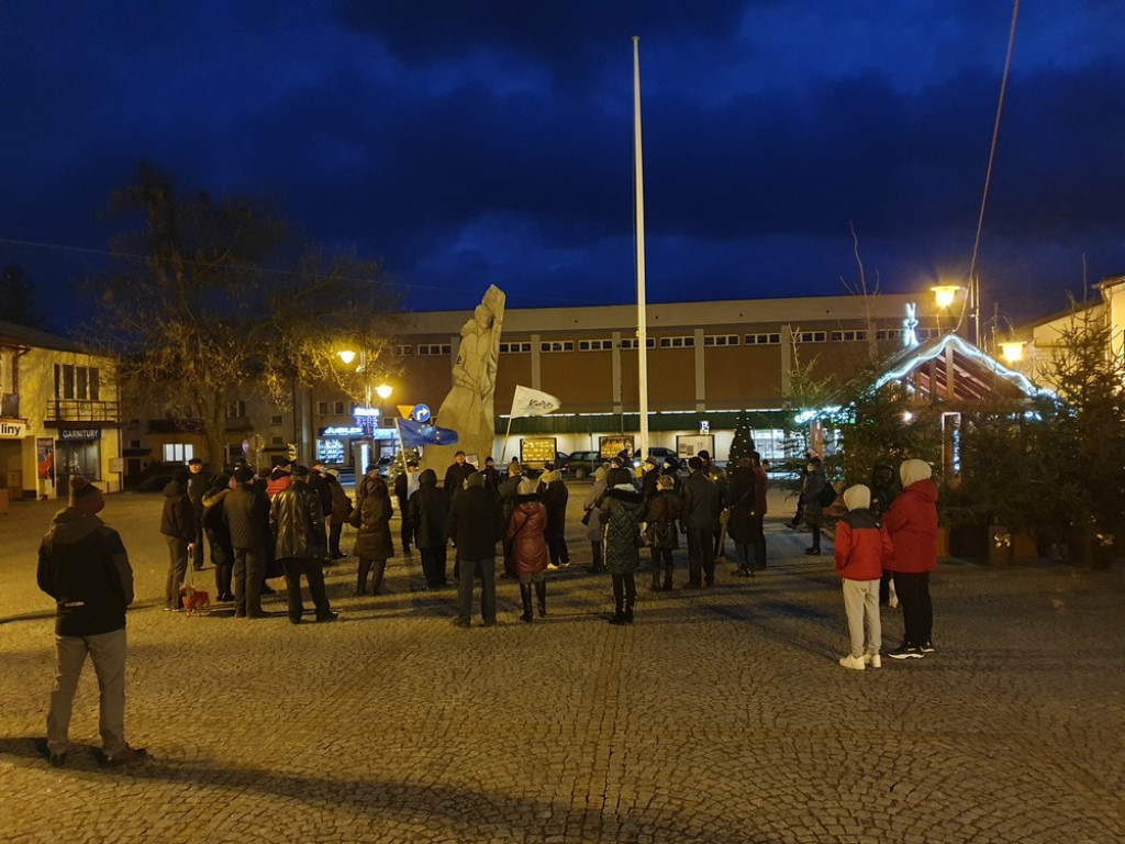 Hrubieszów: Protest w obronie wolnych mediów (ZDJĘCIA)