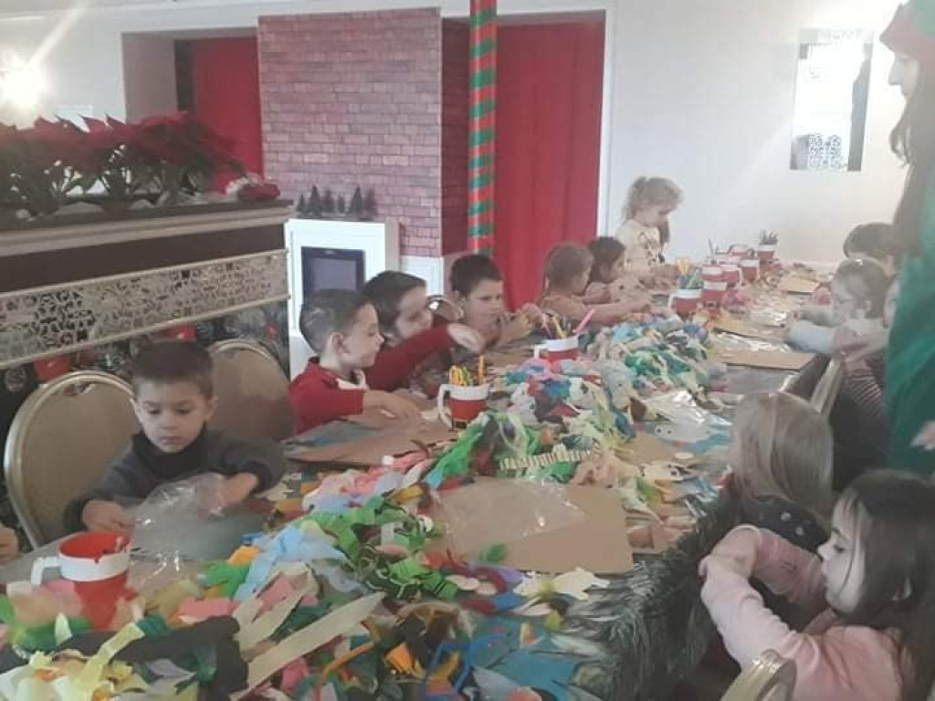 Wizyta dzieci z Obrowca w Pracowni św. Mikołaja (ZDJĘCIA)