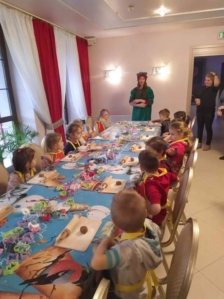 Wizyta dzieci z Obrowca w Pracowni św. Mikołaja (ZDJĘCIA)