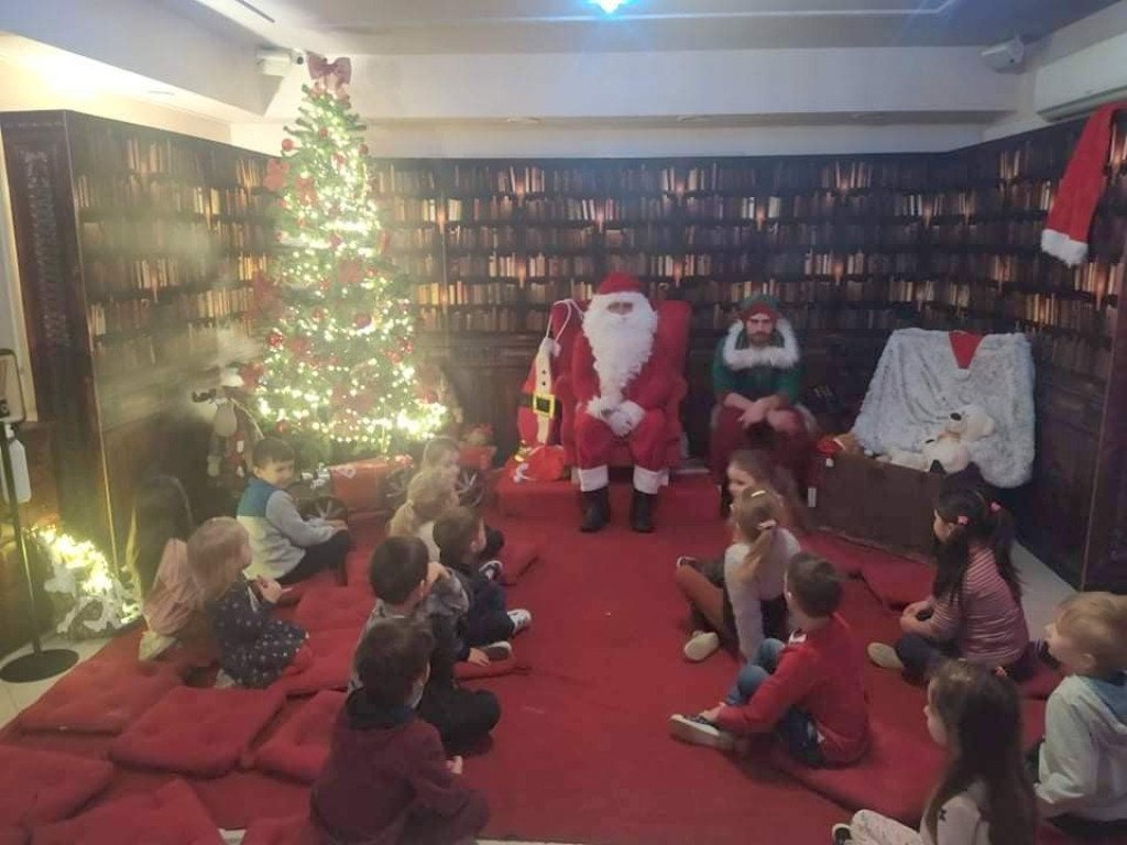 Wizyta dzieci z Obrowca w Pracowni św. Mikołaja (ZDJĘCIA)