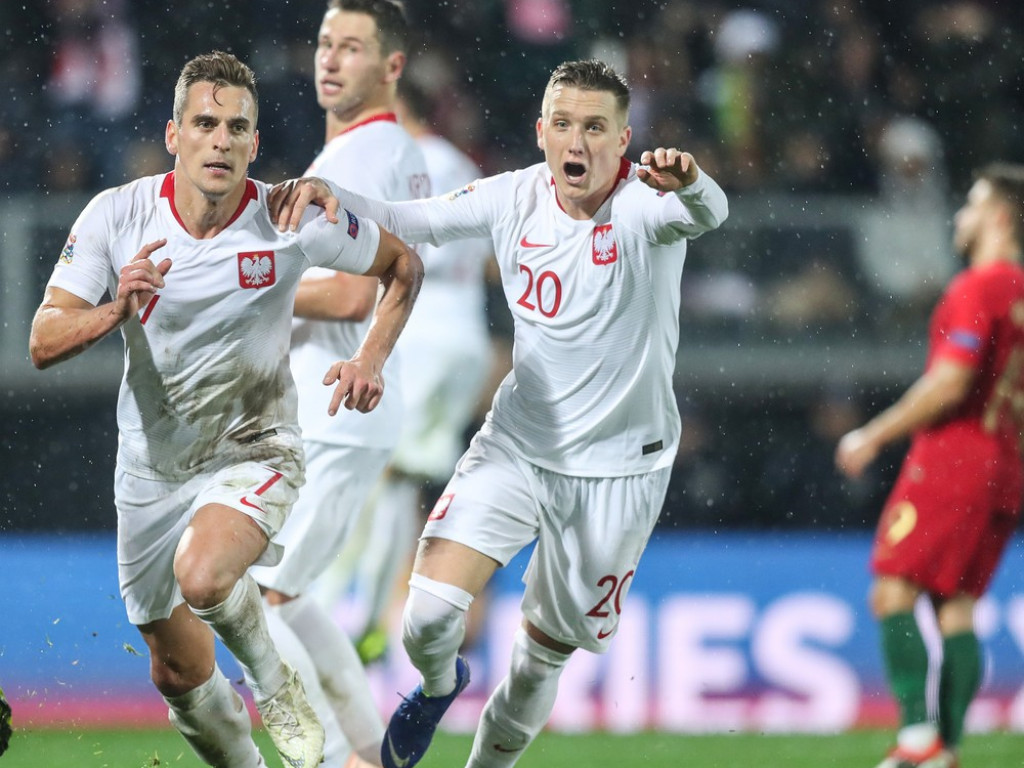 Drągowski w ataku i pływacki talent Piątka. 5 nieznanych historii o biało-czerwonych! (ZDJĘCIA)