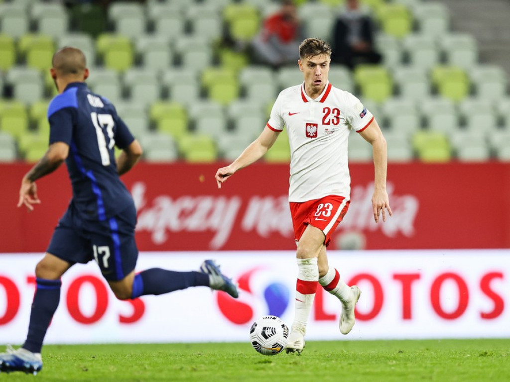Drągowski w ataku i pływacki talent Piątka. 5 nieznanych historii o biało-czerwonych! (ZDJĘCIA)