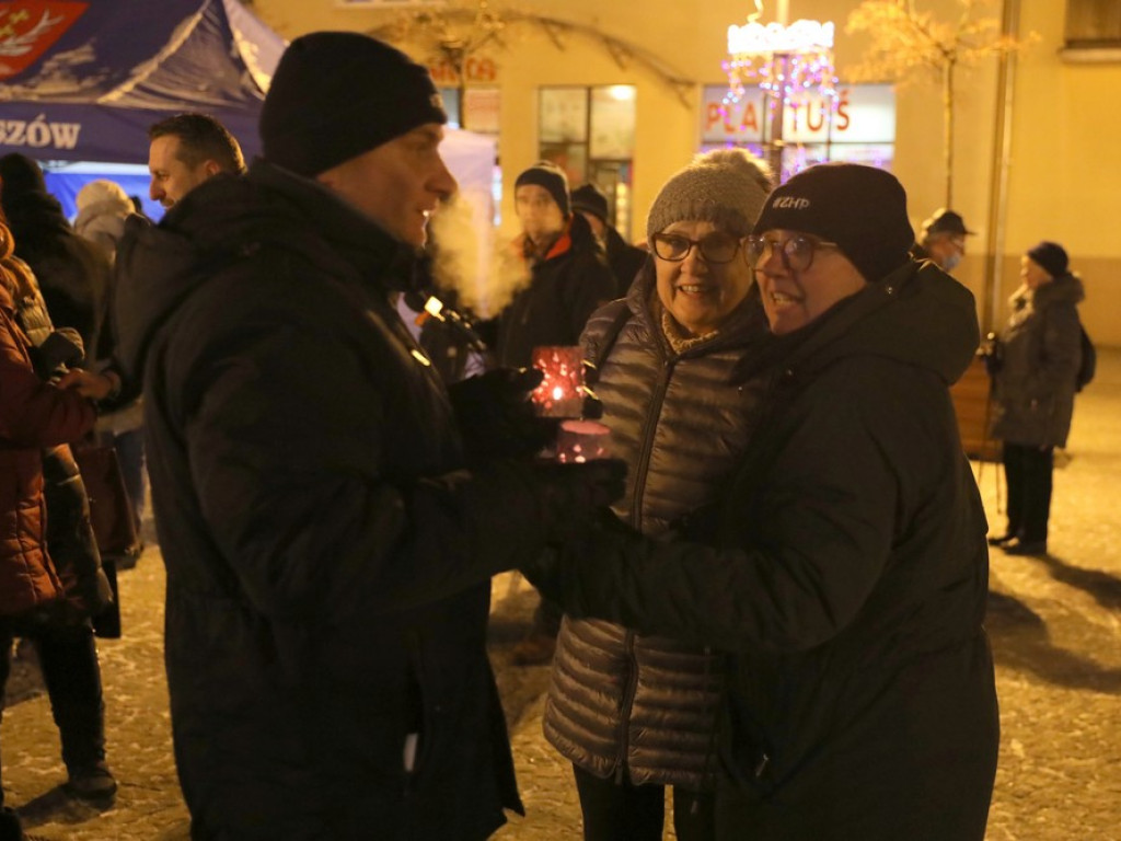 Spotkanie opłatkowe na hrubieszowskim Rynku (ZDJĘCIA)