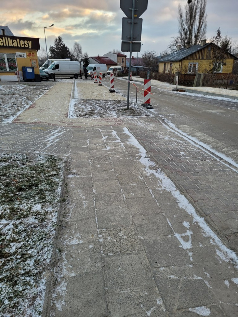 Hrubieszów: Budowa parkingów na Żeromskiego zakończona (ZDJĘCIA)