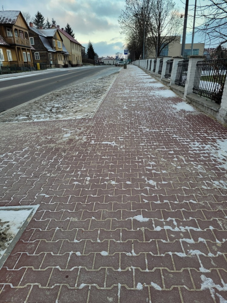 Hrubieszów: Budowa parkingów na Żeromskiego zakończona (ZDJĘCIA)
