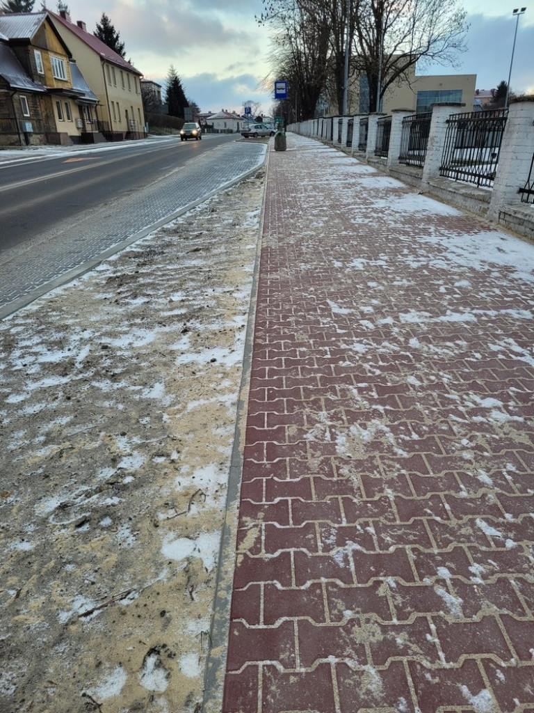 Hrubieszów: Budowa parkingów na Żeromskiego zakończona (ZDJĘCIA)