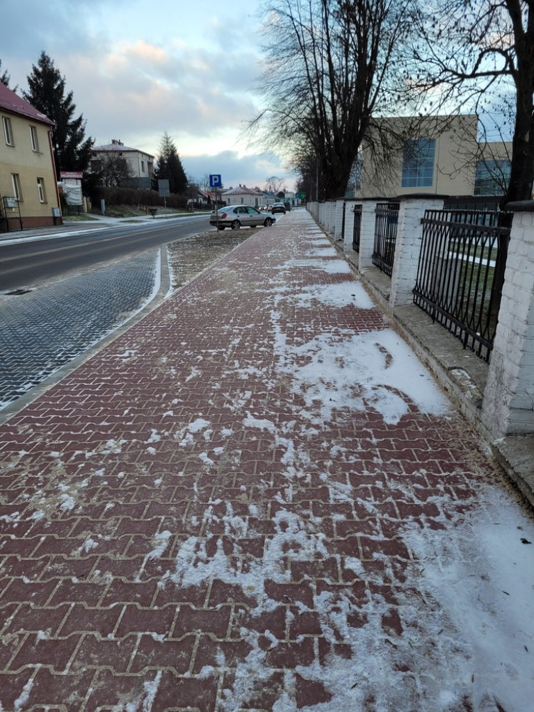 Hrubieszów: Budowa parkingów na Żeromskiego zakończona (ZDJĘCIA)