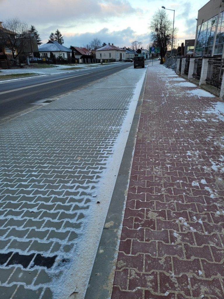 Hrubieszów: Budowa parkingów na Żeromskiego zakończona (ZDJĘCIA)