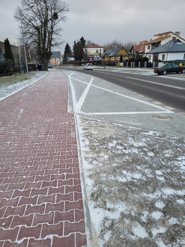 Hrubieszów: Budowa parkingów na Żeromskiego zakończona (ZDJĘCIA)