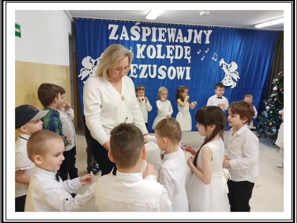 Spotkanie opłatkowe w Przedszkolu nr 1 przy ul. Gródeckiej (ZDJĘCIA)