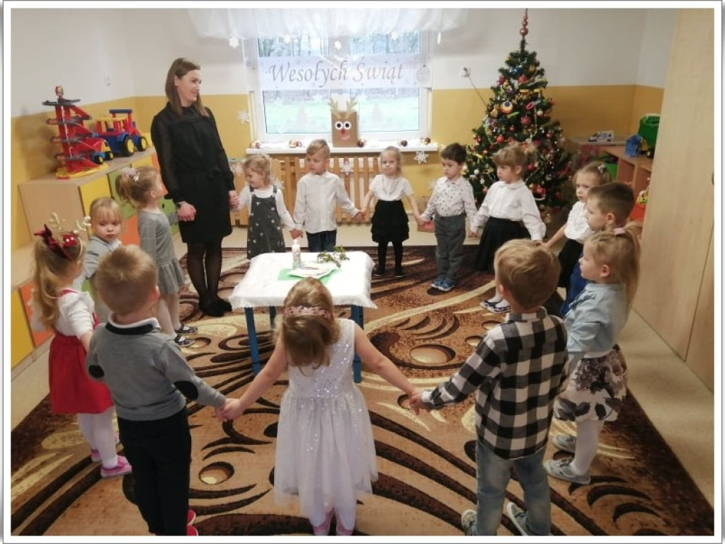 Spotkanie opłatkowe w Przedszkolu nr 1 przy ul. Gródeckiej (ZDJĘCIA)
