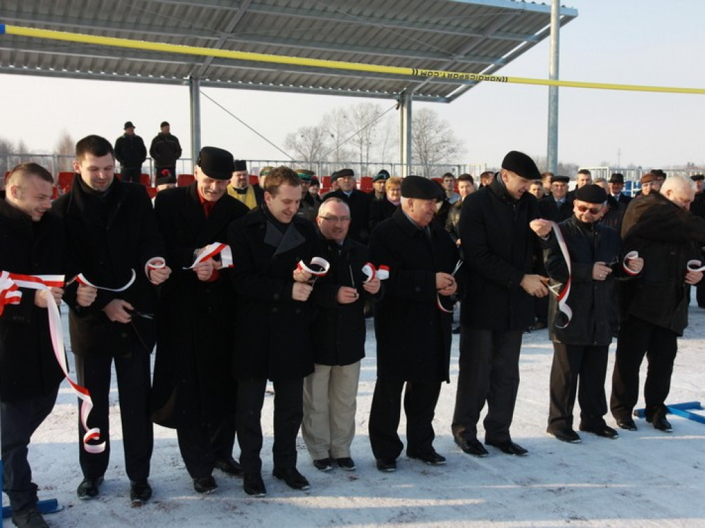 100 lat hrubieszowskiego sportu: Tak było - Jubileusz 90 lat i otwarcie stadionu (ZDJĘCIA)