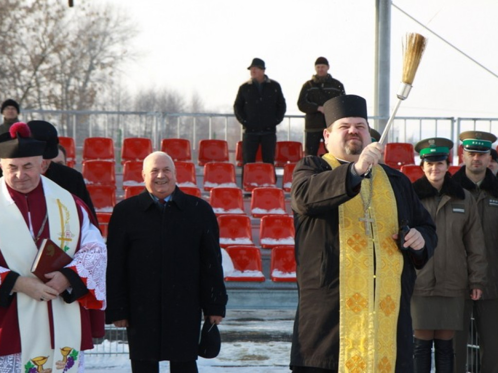 100 lat hrubieszowskiego sportu: Tak było - Jubileusz 90 lat i otwarcie stadionu (ZDJĘCIA)