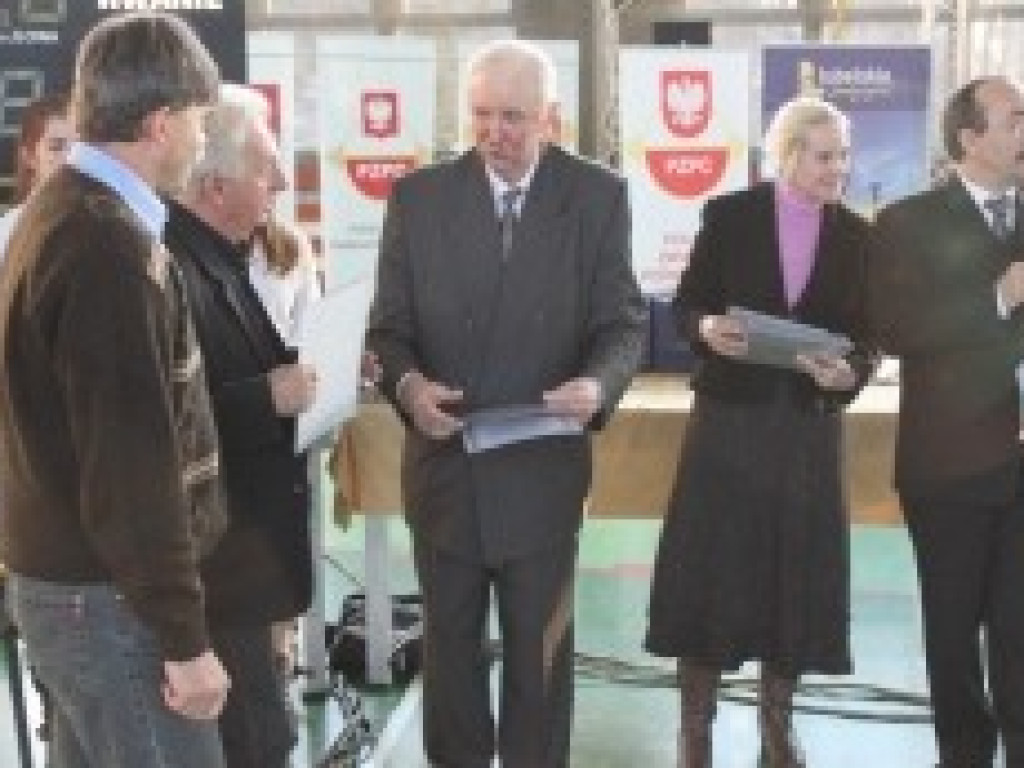 100 lat hrubieszowskiego sportu: Tak było - Jubileusz 90 lat i otwarcie stadionu (ZDJĘCIA)