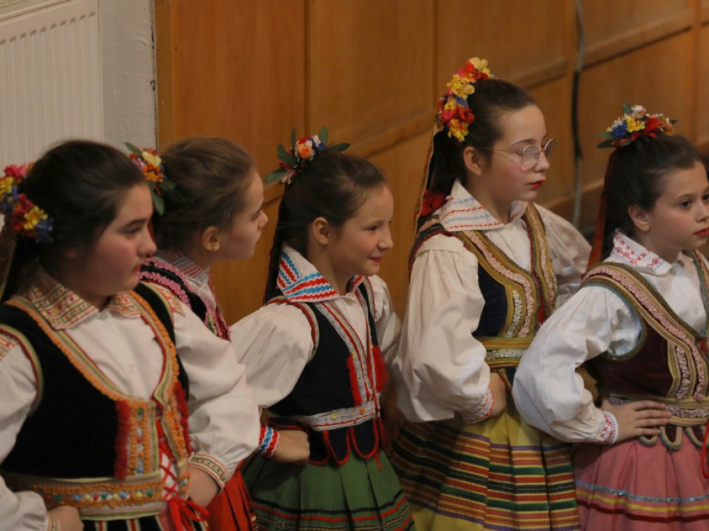 Świąteczny koncert Zespołu Pieśni i Tańca Ziemi Hrubieszowskiej (ZDJĘCIA)