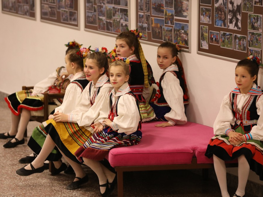 Świąteczny koncert Zespołu Pieśni i Tańca Ziemi Hrubieszowskiej (ZDJĘCIA)