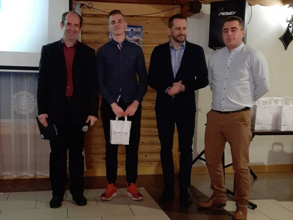 Podsumowanie sezonu 2021 sekcji lekkiej atletyki Unii Hrubieszów (ZDJĘCIA)