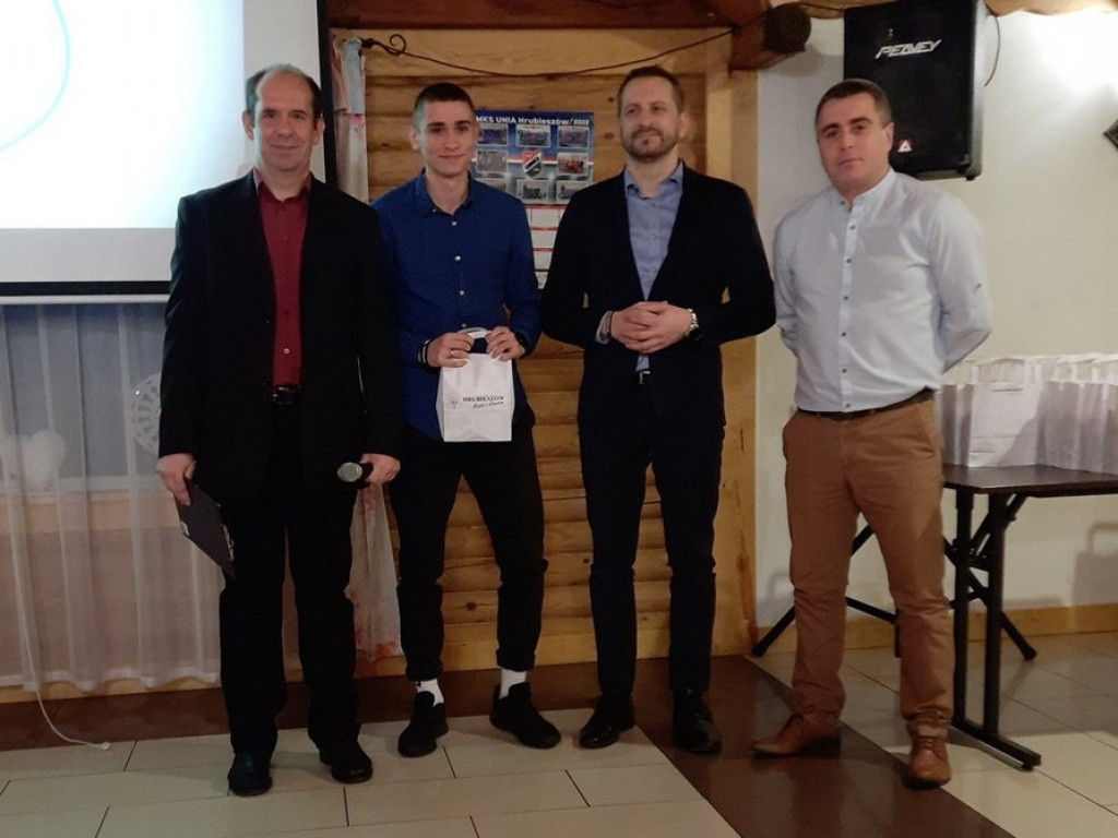 Podsumowanie sezonu 2021 sekcji lekkiej atletyki Unii Hrubieszów (ZDJĘCIA)